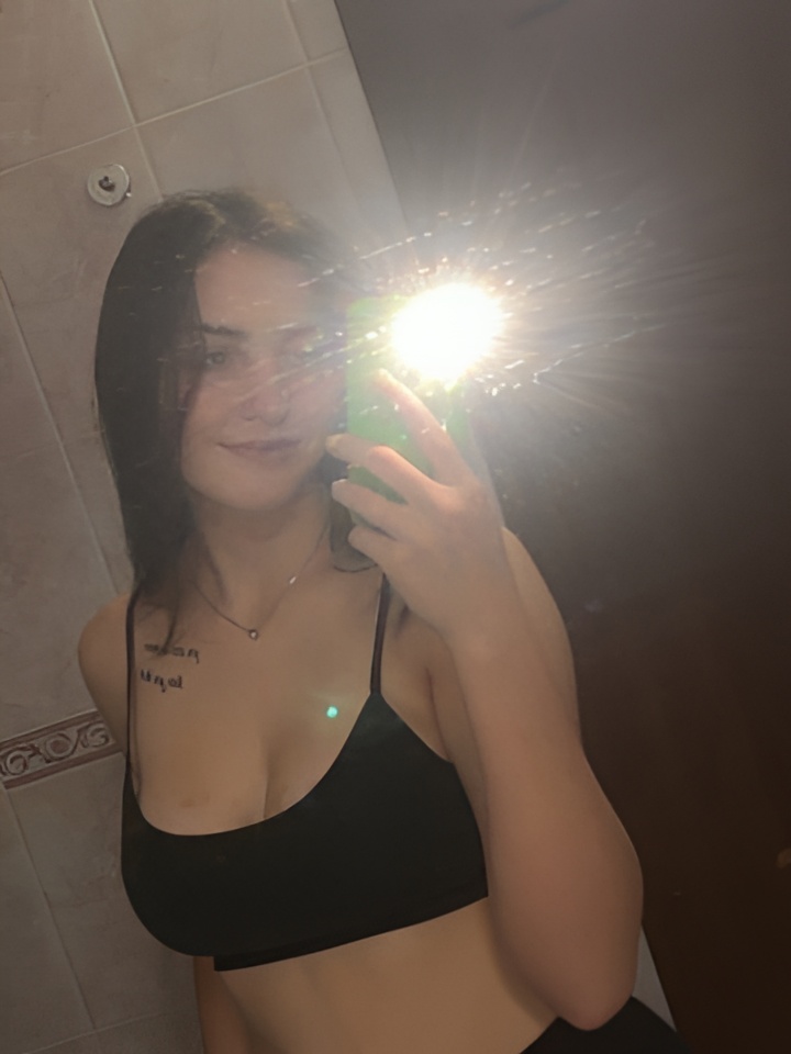 Богдана привлекательная девушка из Хотьково цена от 5000 руб