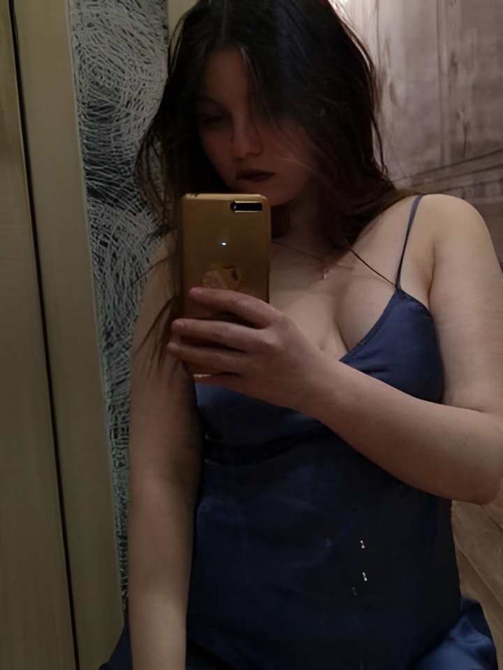 Индивидуалка Роксана, доступна для личного знакомства от 10000 руб