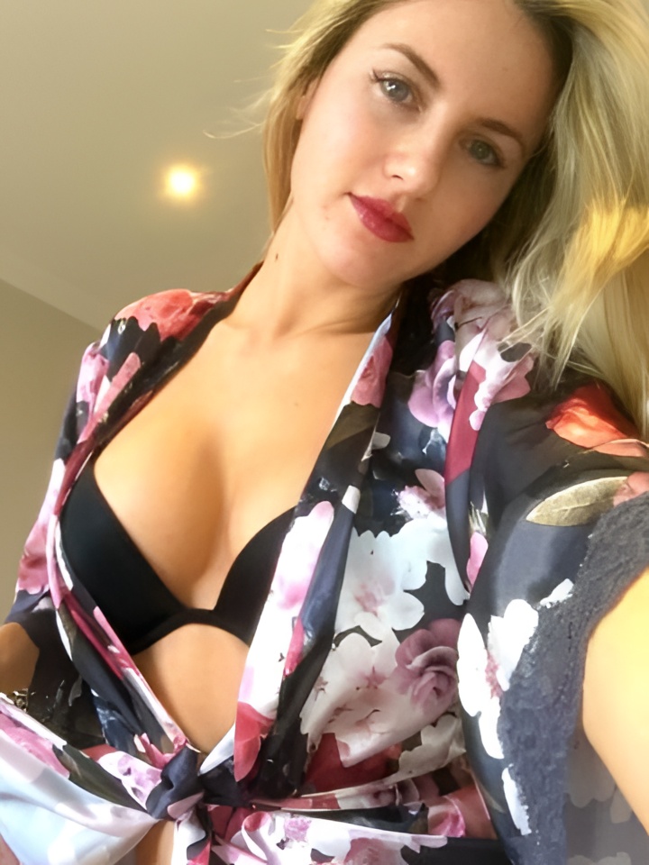 Вероника привлекательная девушка из Хотьково цена от 2000 руб