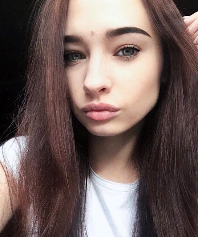 Ариадна привлекательная девушка из Хотьково цена от 3500 руб