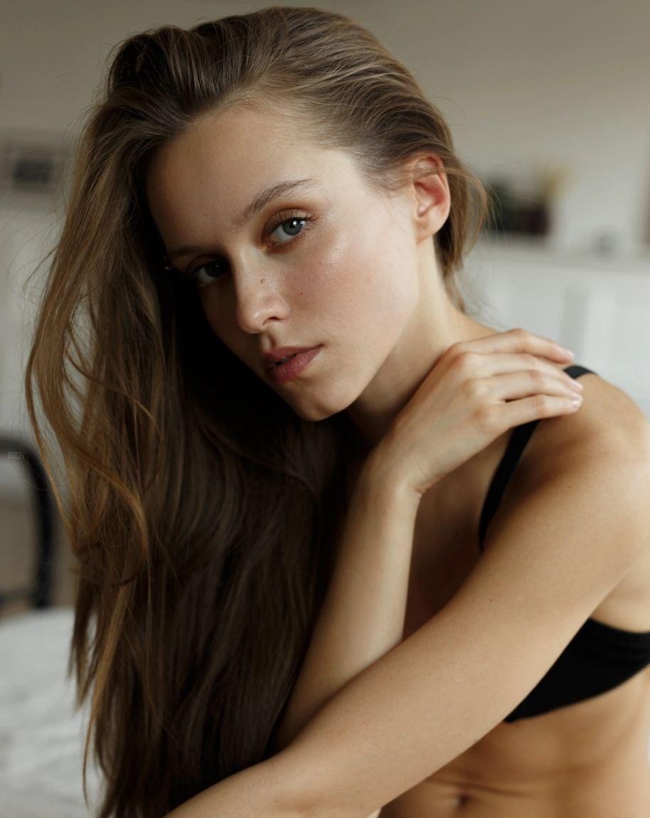 Индивидуалка Света, доступна для личного знакомства от 8000 руб